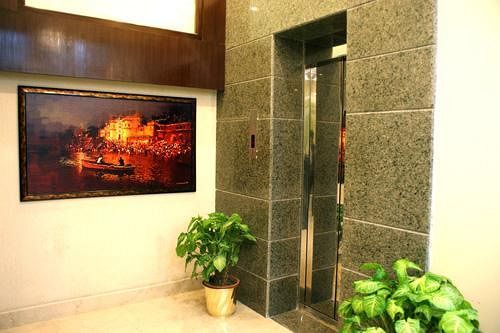 Hotel New Temples Town Varanasi Ngoại thất bức ảnh